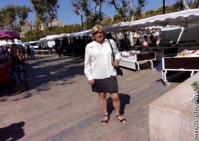 Jenny au marché de Narbonne